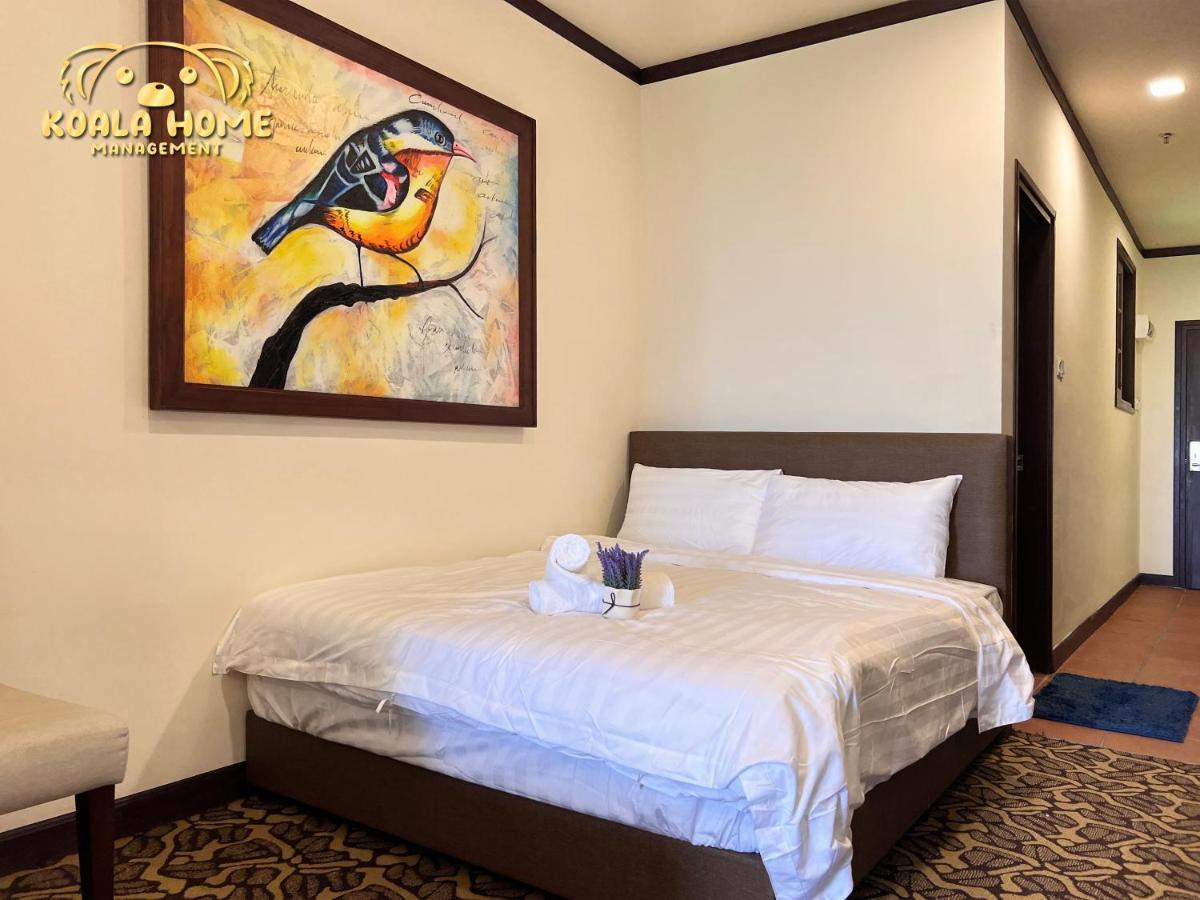 Riviera Hotel By Owner Malacca Buitenkant foto